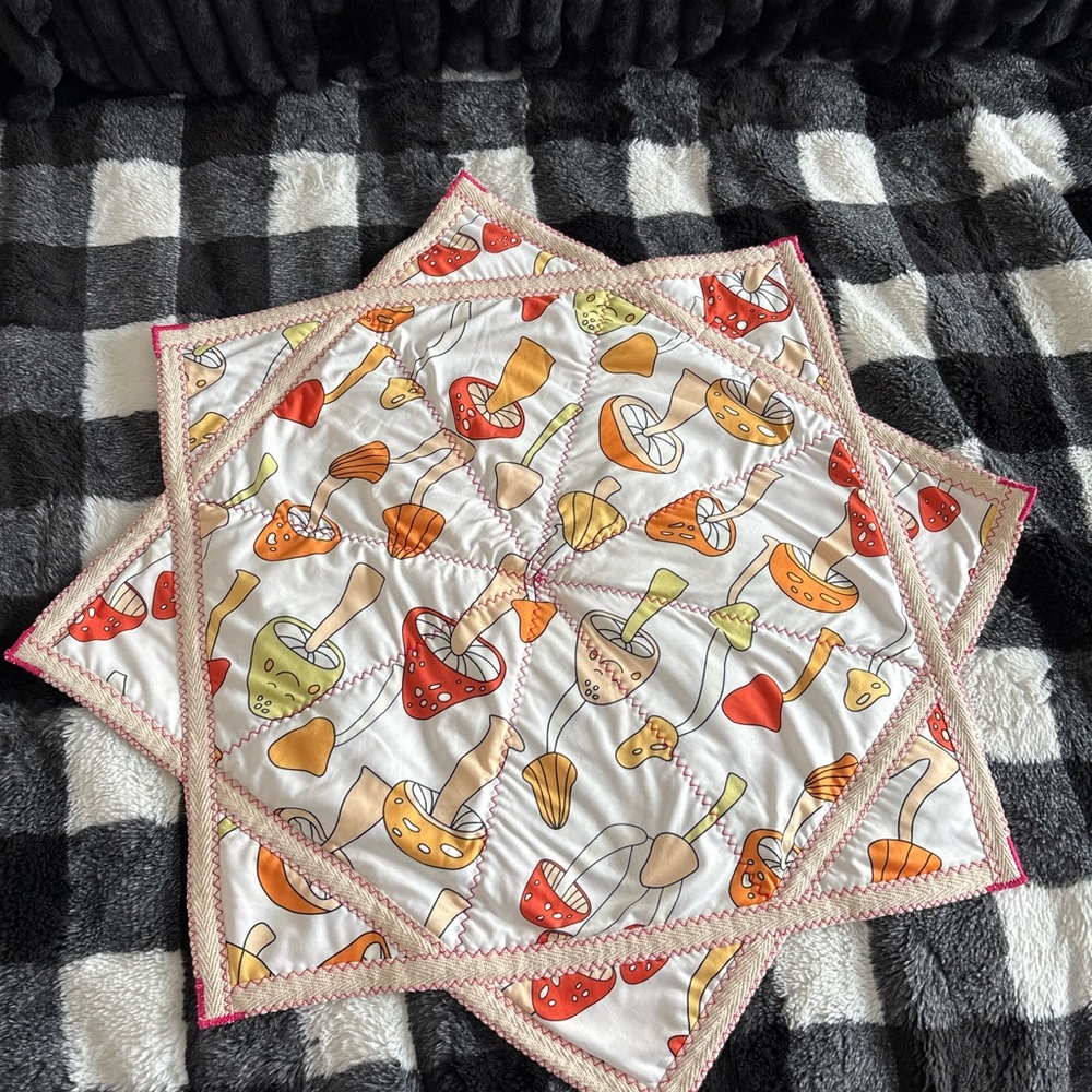 Colorful Mushroom Quilted Table Mat